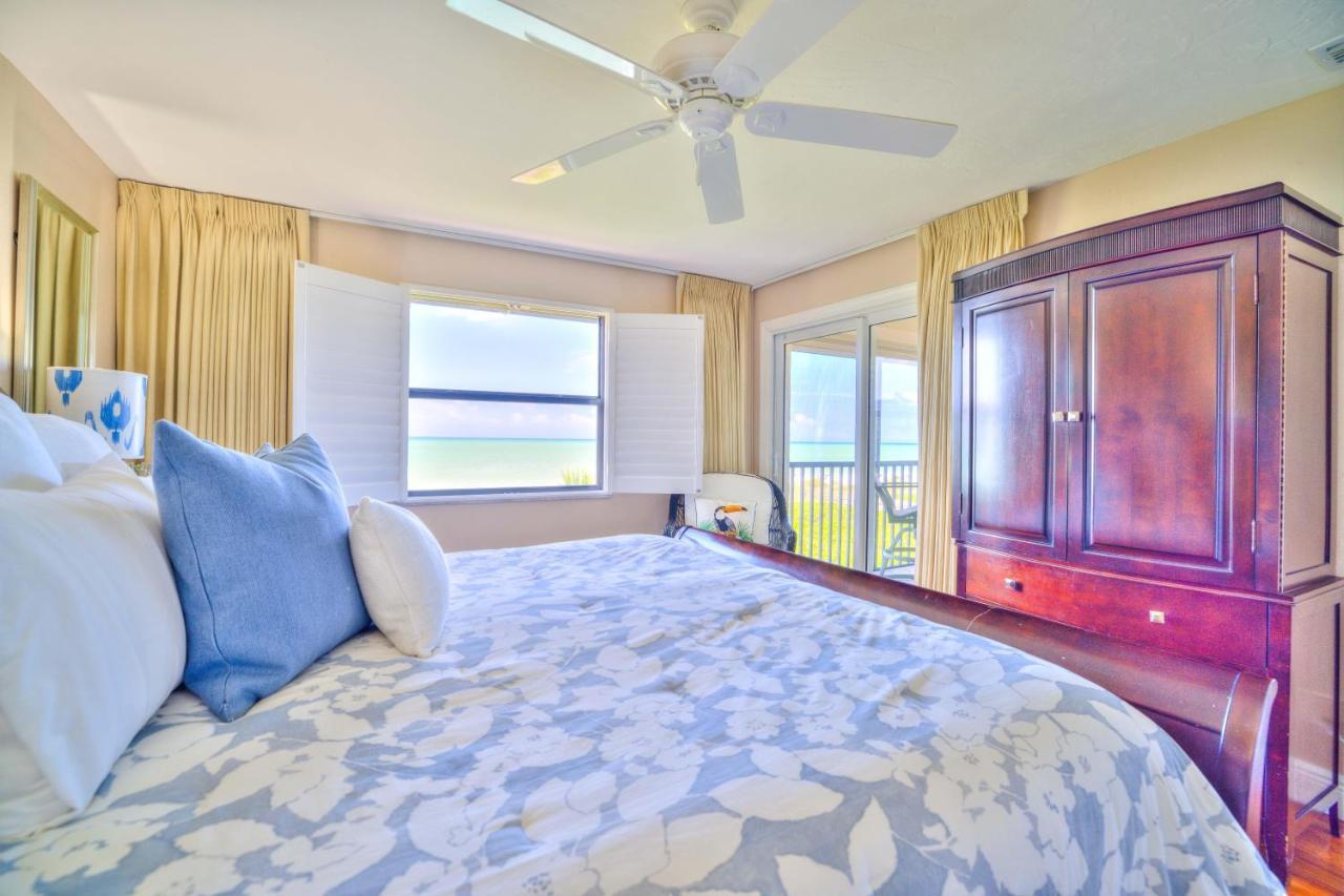 Tarpon Beach 112 *