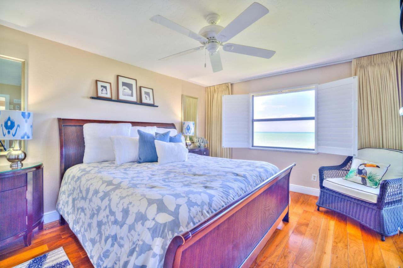 Tarpon Beach 112 Holiday home *